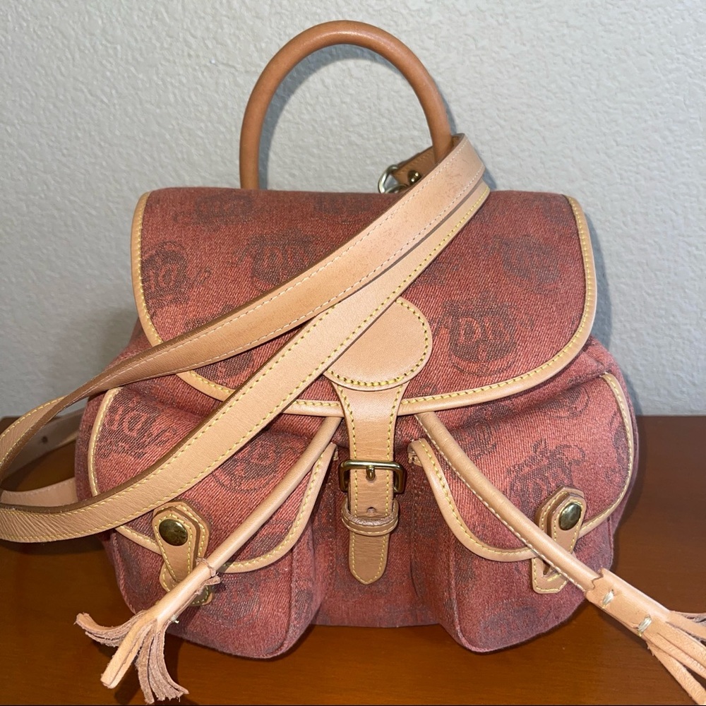 Dooney & Bourke Donegal crest backpack
